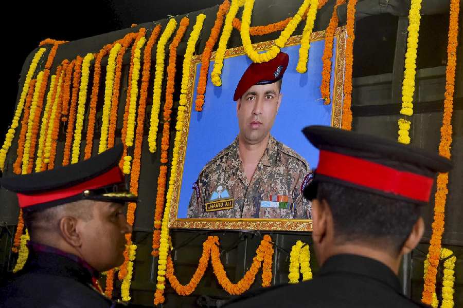 নদিয়ার বাড়িতে পৌঁছোল ঝন্টু আলি শেখের কফিনবন্দি দেহ, পাশে মহুয়া