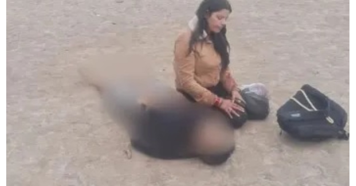 পহেলগাঁওয়ে পর্যটকদের লক্ষ্য করে গুলি জঙ্গিদের, বাড়ছে মৃতের সংখ্যা