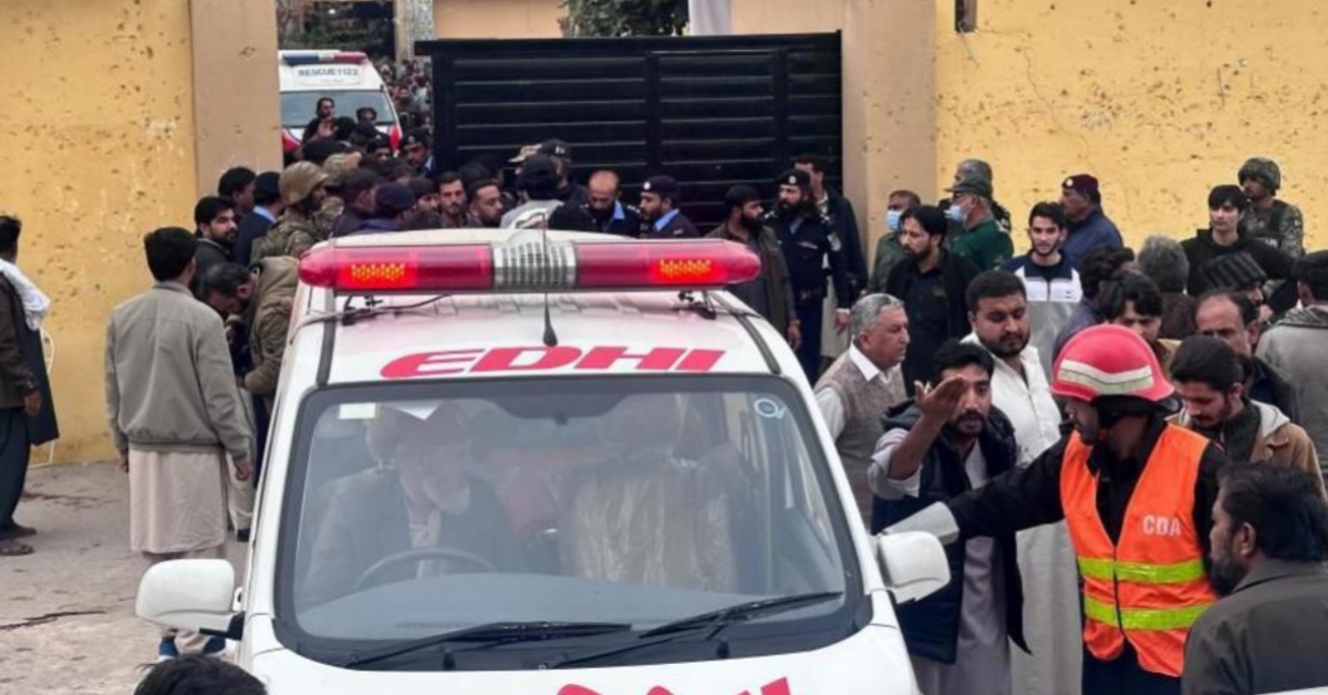 শুক্রবারের নামাজে রক্তাক্ত ইসলামাবাদ, শিয়া মসজিদে আত্মঘাতী বিস্ফোরণে মৃত অন্তত ৩১